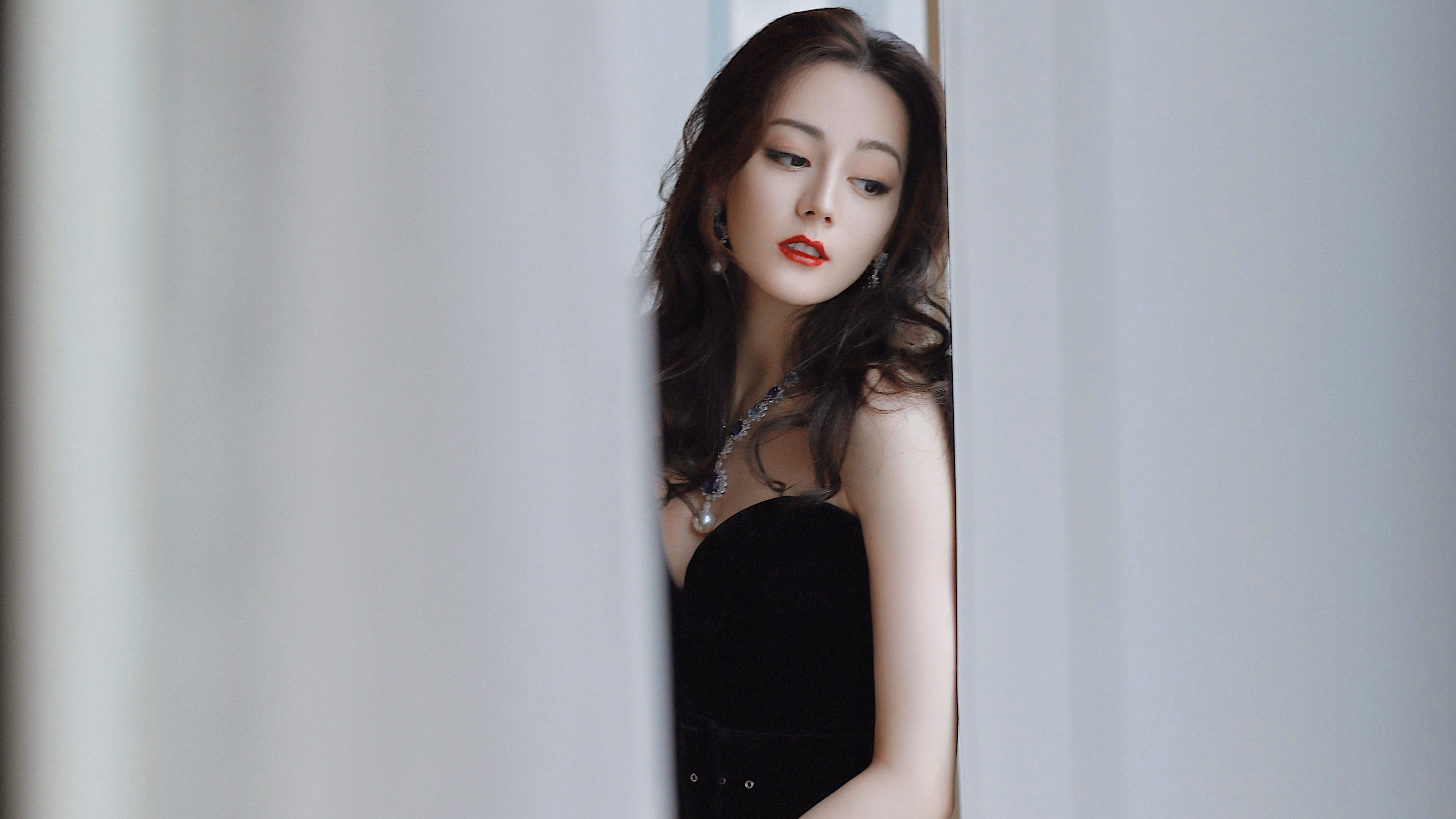 英超裁判语言模糊性对比赛节奏影响的实证分析，英超裁判组